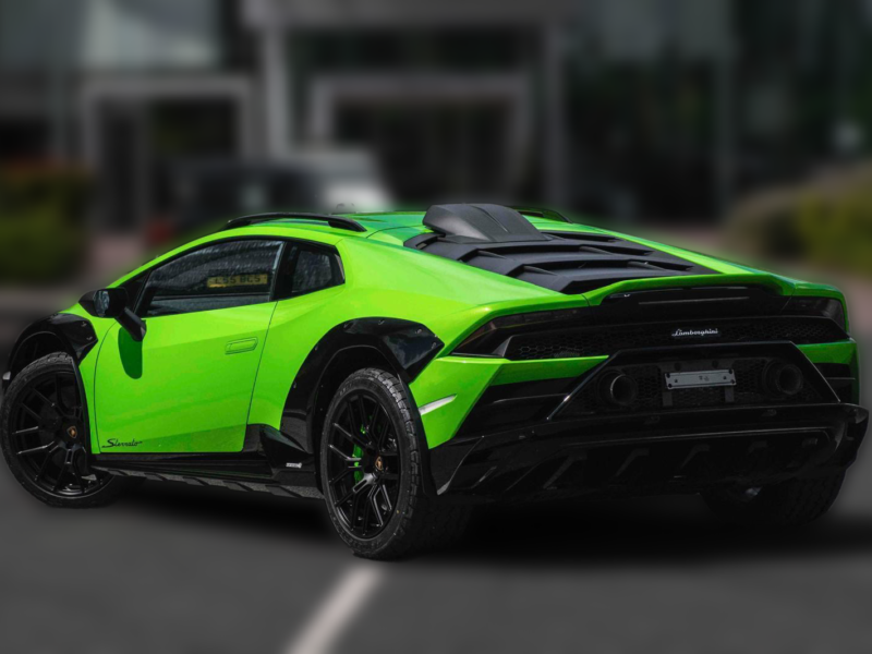 2024 Lamborghini Huracán Sterrato