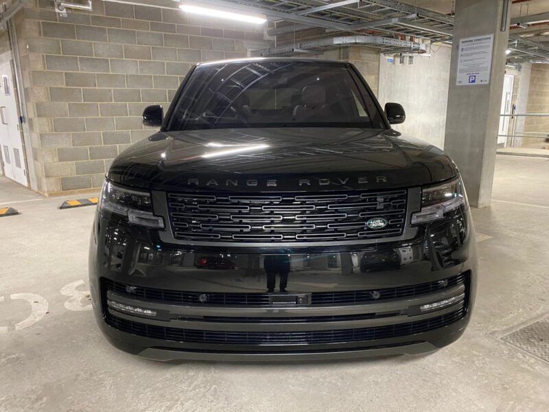 2024 Land Rover Range Rover 3.0 P400 Autobiography (LWB)