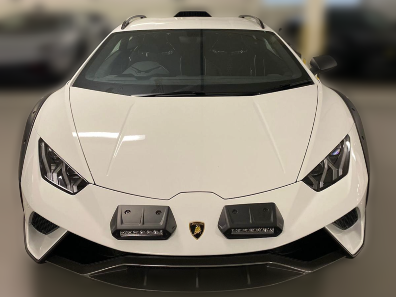 2024 Lamborghini Huracán Sterrato