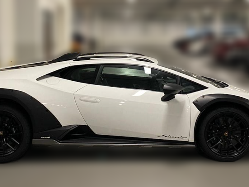 2024 Lamborghini Huracán Sterrato