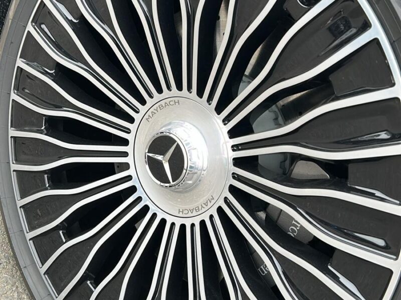 2025 Mercedes-Maybach S 680 Maybach First Class